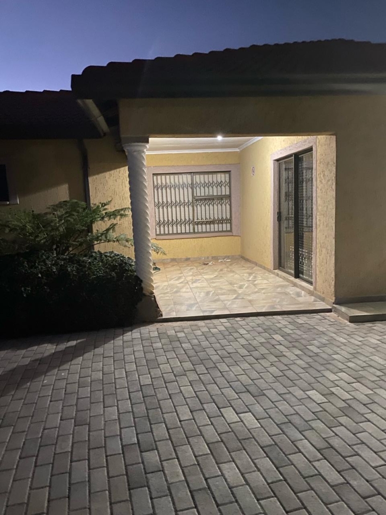 Bokamoso student villa image 15